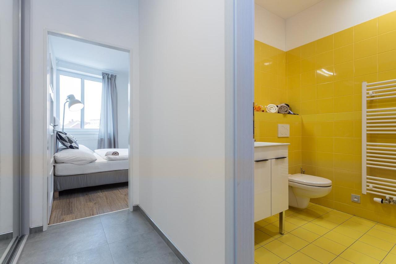 Harfa Apartments Prag Exteriör bild