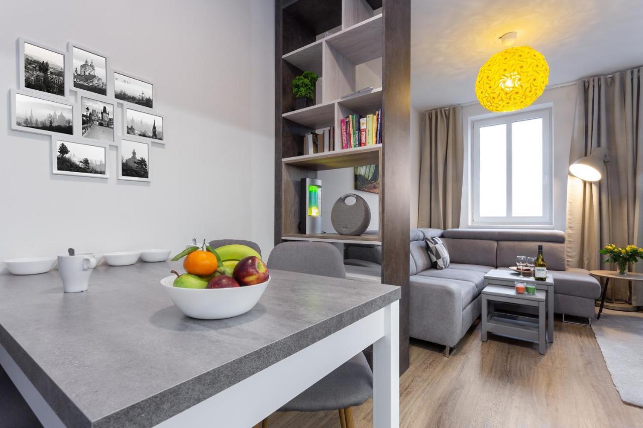 Harfa Apartments Prag Exteriör bild