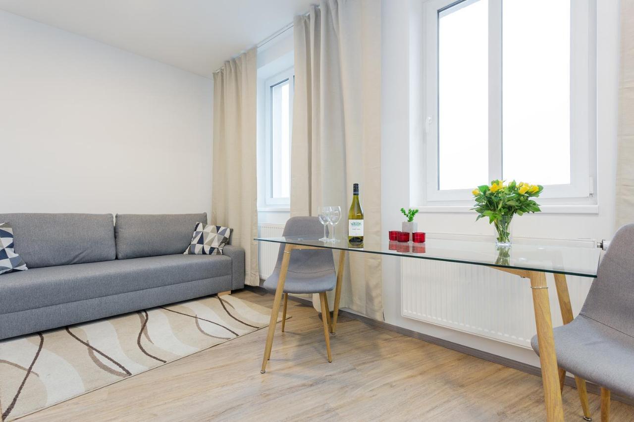 Harfa Apartments Prag Exteriör bild